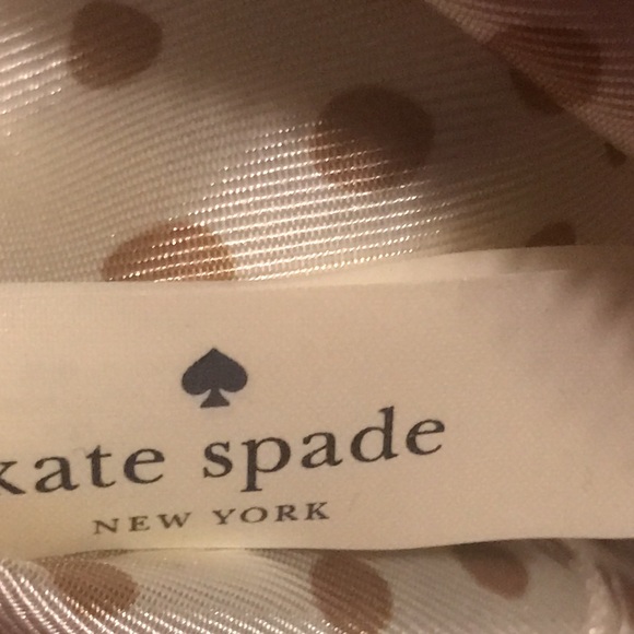 Kate ♠️ Wellesley Quinn Bag in red geranium)Tote - Picture 12 of 15